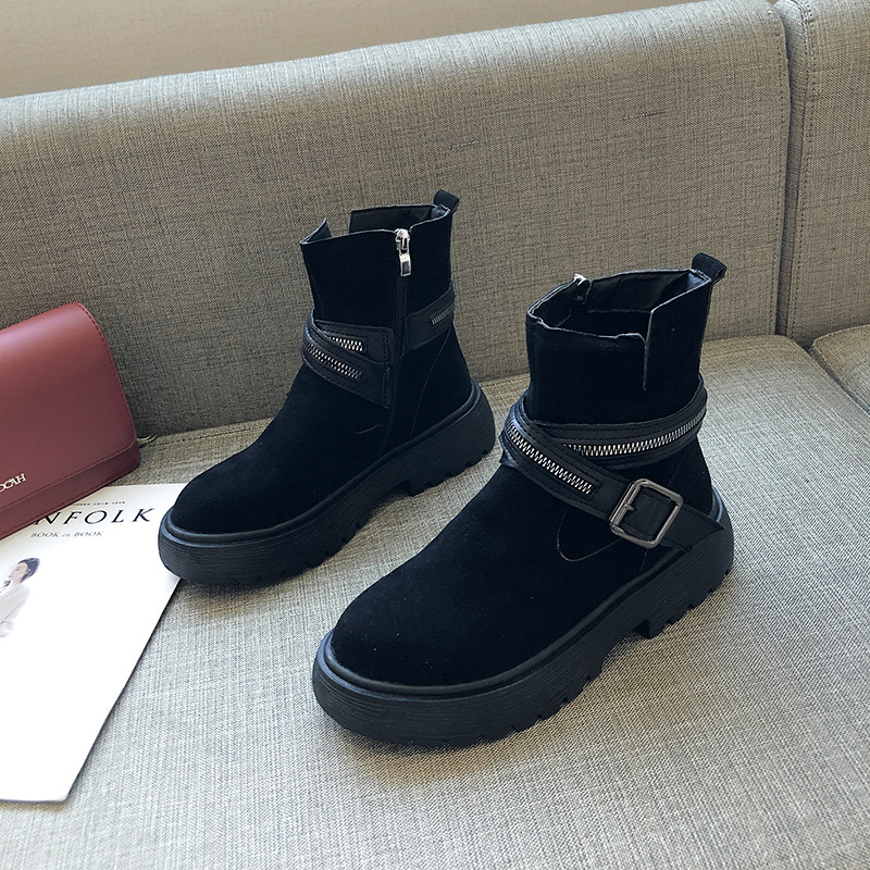 Νέο μοντέλο  γυναικείες μπότες από σε οικολογικό σουέτ σε μαύρο και καφέ χρώμα