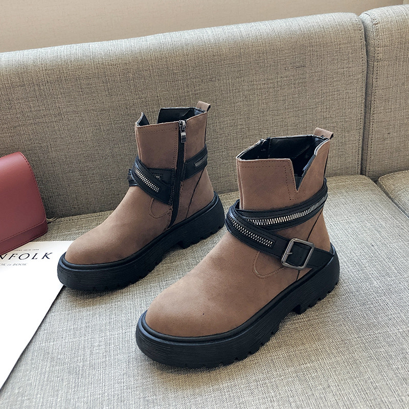 Νέο μοντέλο  γυναικείες μπότες από σε οικολογικό σουέτ σε μαύρο και καφέ χρώμα