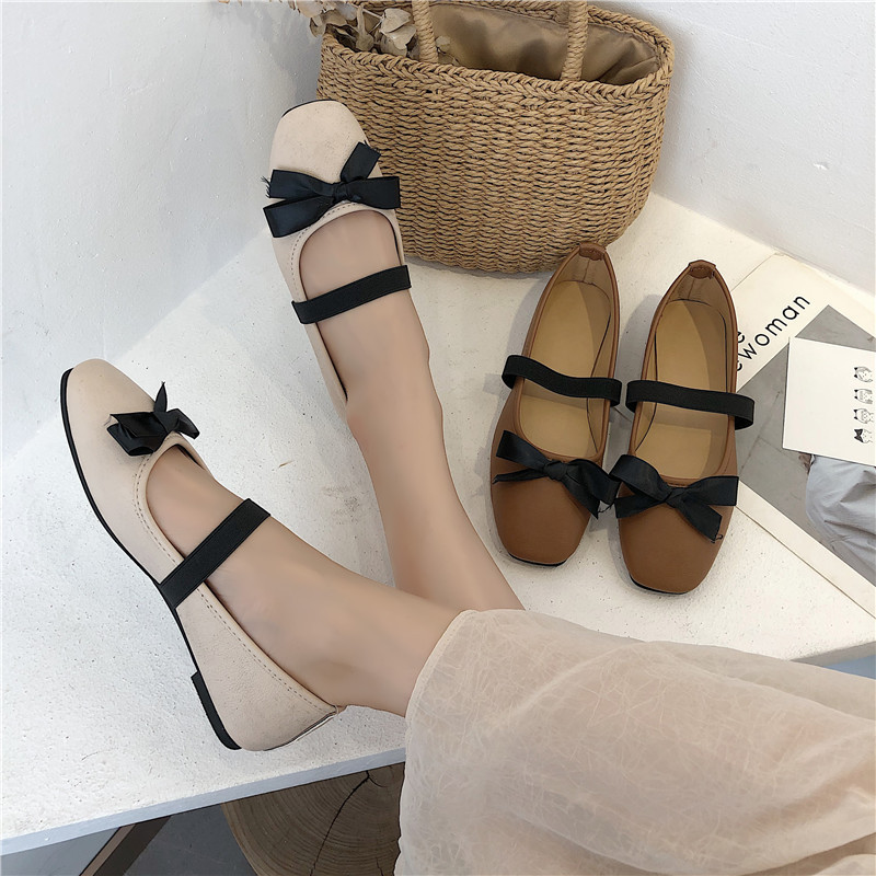 Модерни дамски обувки с  панделка в два цвята