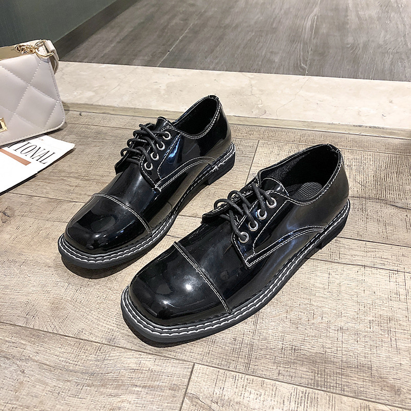 Pantofi eleganti de dama cu sireturi in alb-negru