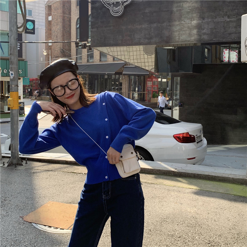 Γυναικεία casual μπλούζα σε τρία χρώματα με κουμπιά