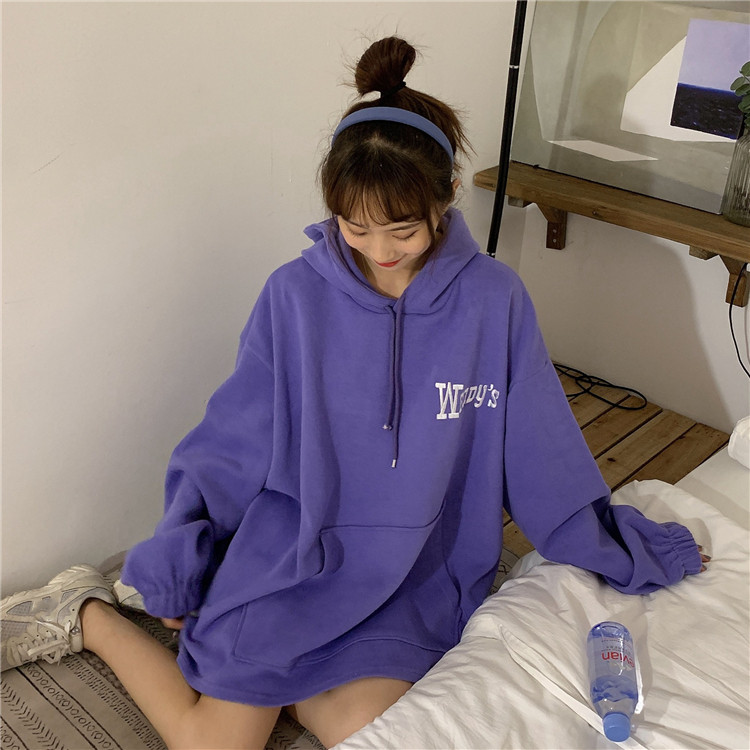 Hanorac zilnic de damă în mai multe culori cu inscripție