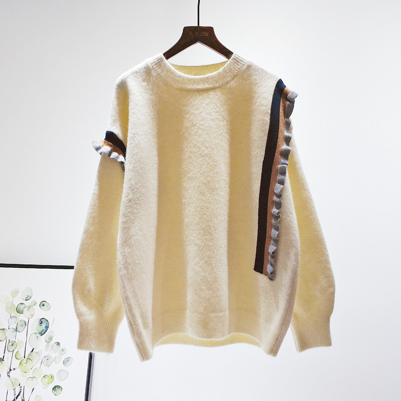 Μοντέρνο γυναικείο πουλόβερ  με οβάλ λαιμόκοψη σε διάφορα χρώματα