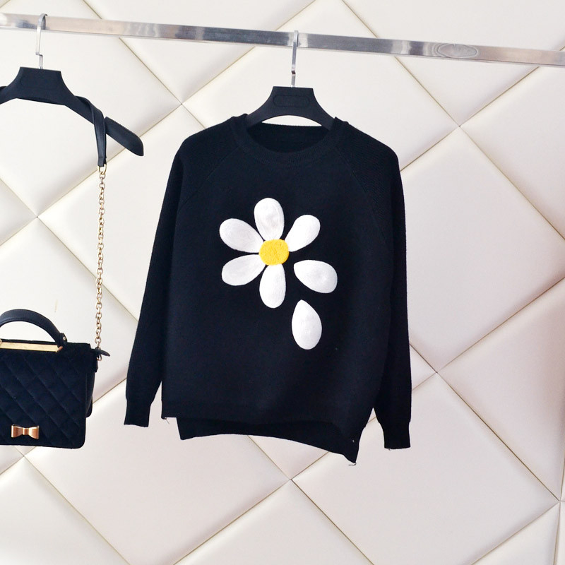 Modern női blúz rátéttel, különböző színekben