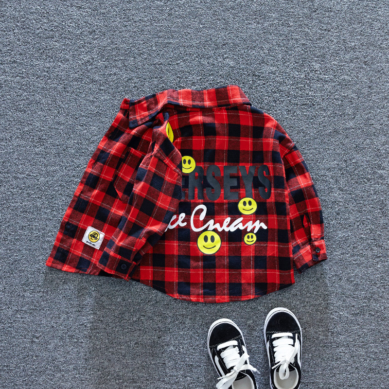 Cămașă pentru copii în carouri pentru băieți în negru și roșu cu buzunar