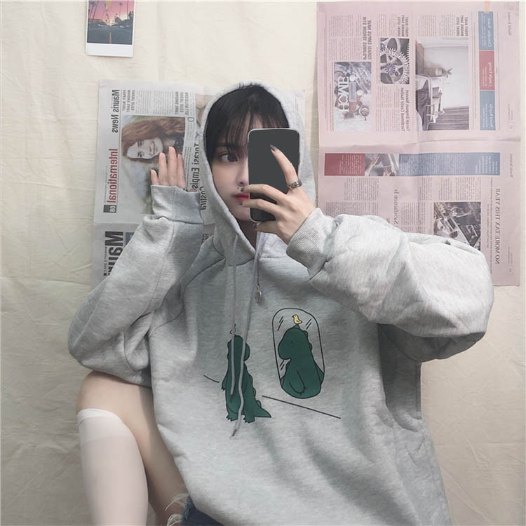 Hanorac de dama in mai multe culori cu aplicatie