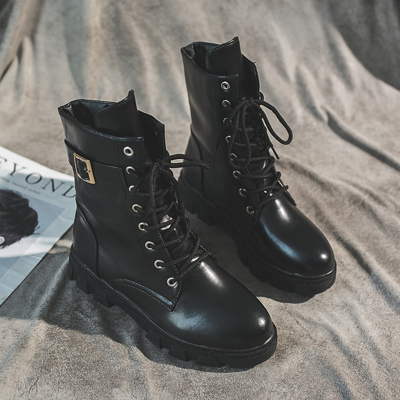 Öko bőrből készült női csizma három színben, fűzővel