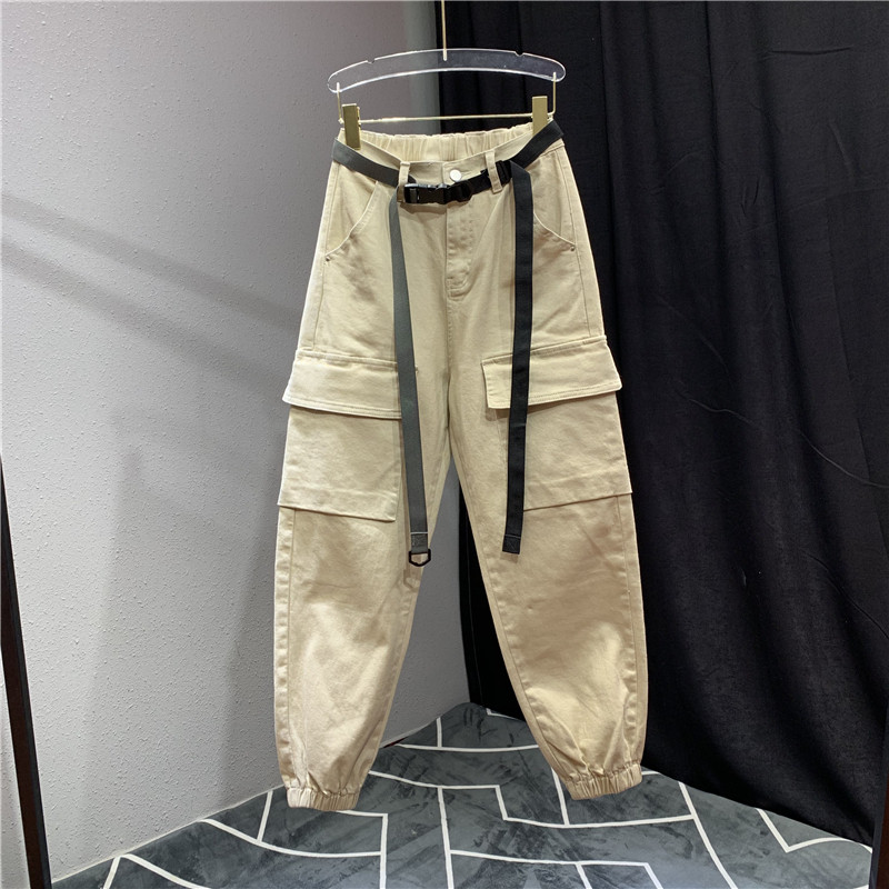 Модерен дамски панталон с джоб и висока талия в бежов цвят