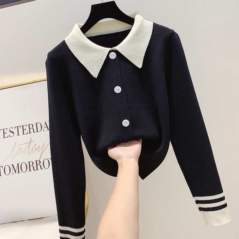 Női pulóver gallérral és gombokkal több színben