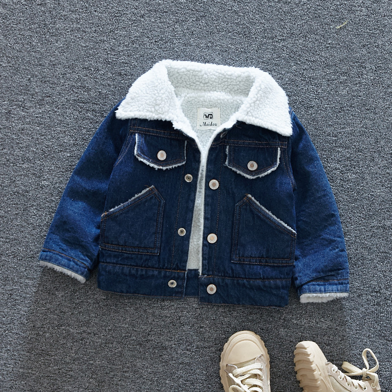 Παιδικό τζιν μπουφάν με τσέπες και κουμπιά για αγόρια