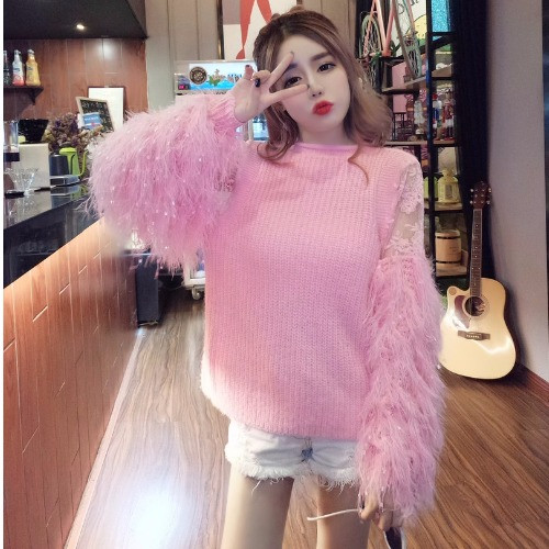 Γυναικείο πουλόβερ  με μανίκια και περιθώρια με τούλι