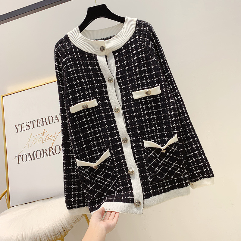 Καρφίτσα γυναικεία ζακέτα σε μαύρο και άσπρο χρώμα