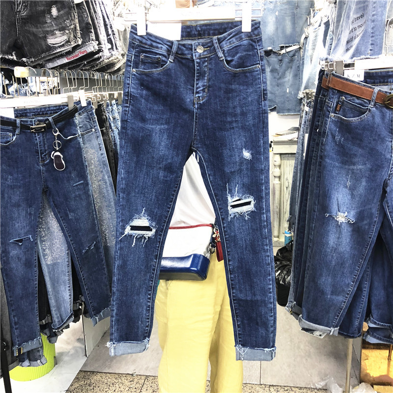 Hit γυναικεία τζιν  σε μπλε χρώμα