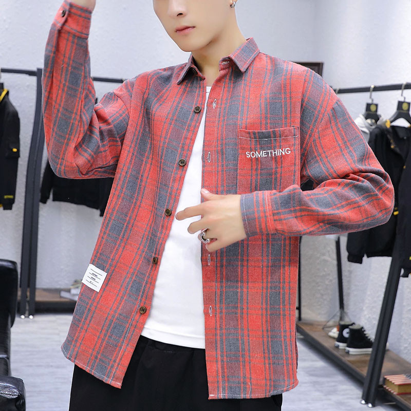 Kockás férfi ing három színben zsebbel és felirattal