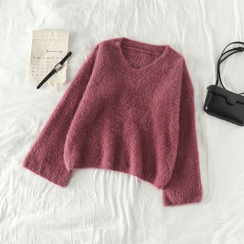 Női pehelypulóver spitz nyakkivágással, négy színben