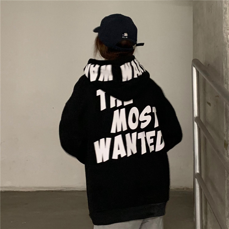 Hanorac de damă cu inscripții în negru și galben