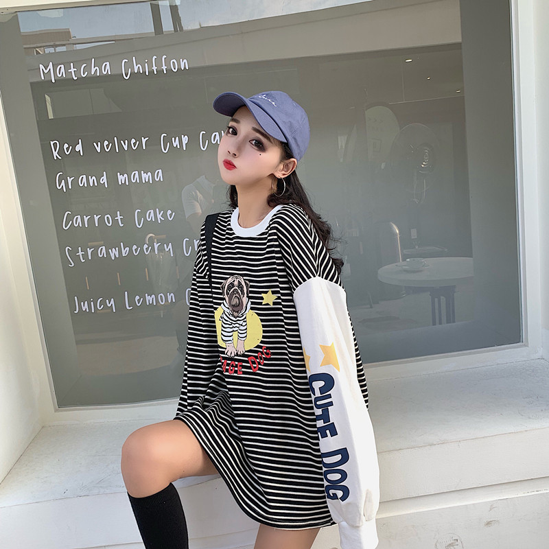 Női csíkos blúz széles modell rátéttel