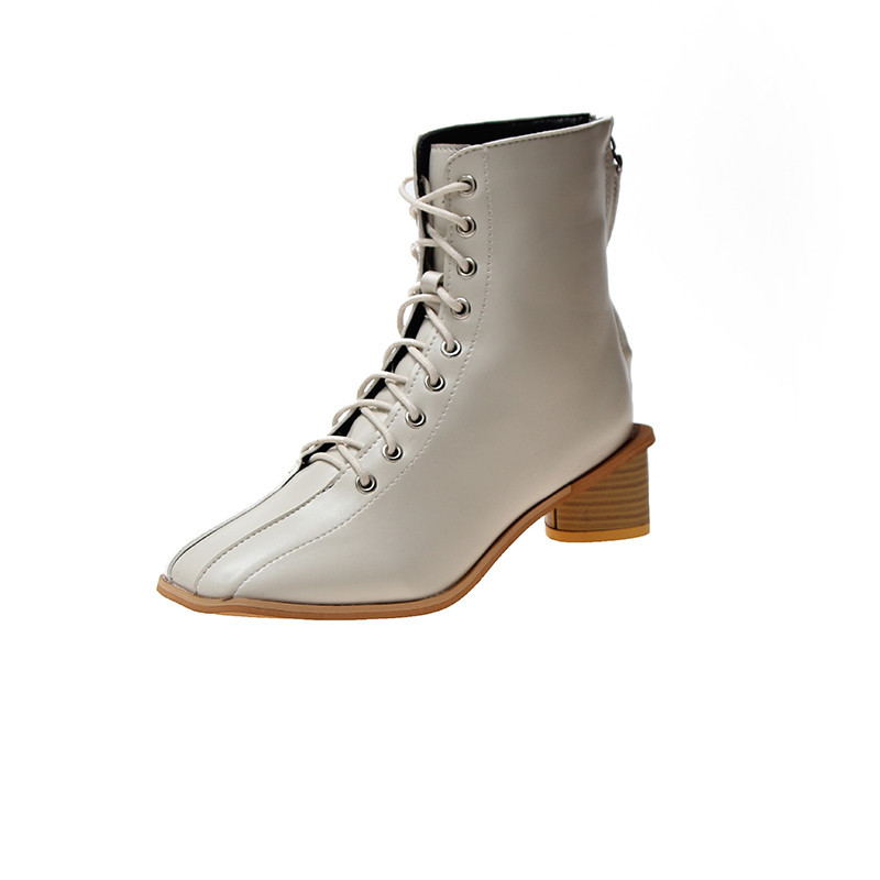 Fűzős női csizma két színben