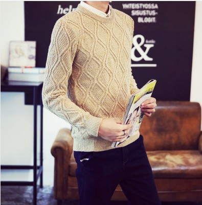 Alkalmi férfi pulóver O-nyakkal, több színben