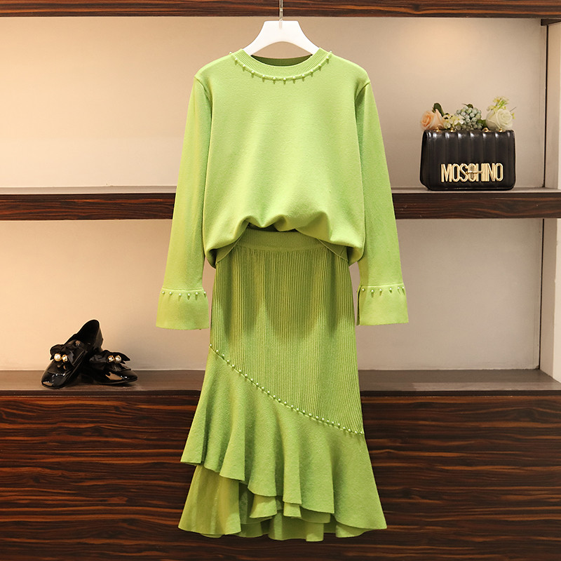 Kétrészes női szett fekete és zöld színben 4XL méretig