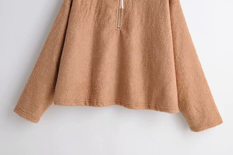 Hanorac scurt dama - model larg de culoare maro