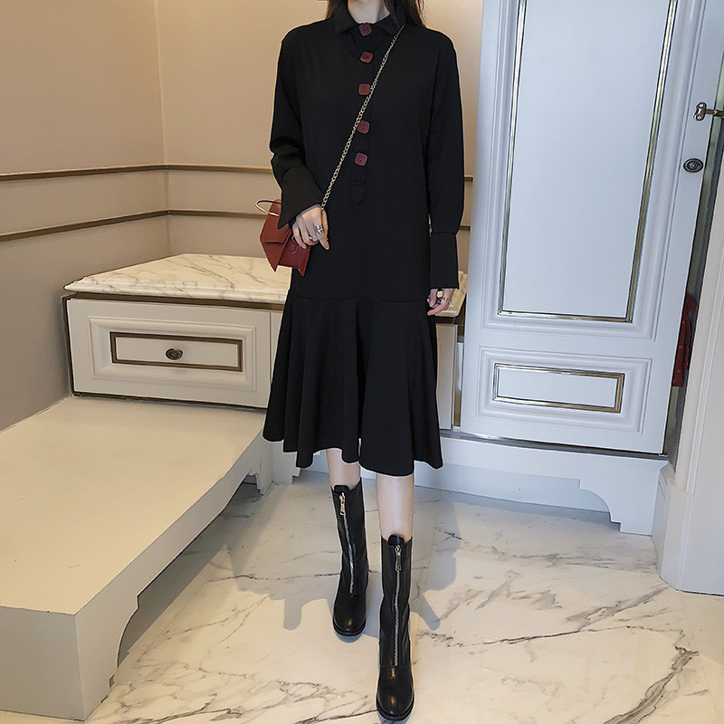 Rochie casual de dama cu guler clasic si model rosie cu nasturi