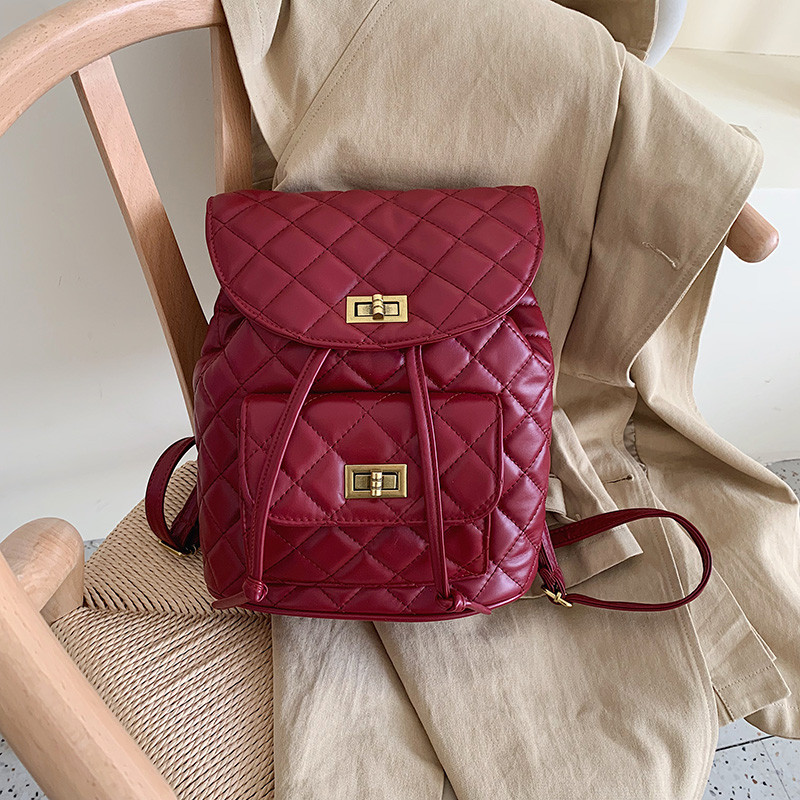 Rucsac de dama cu elemente metalice in trei culori