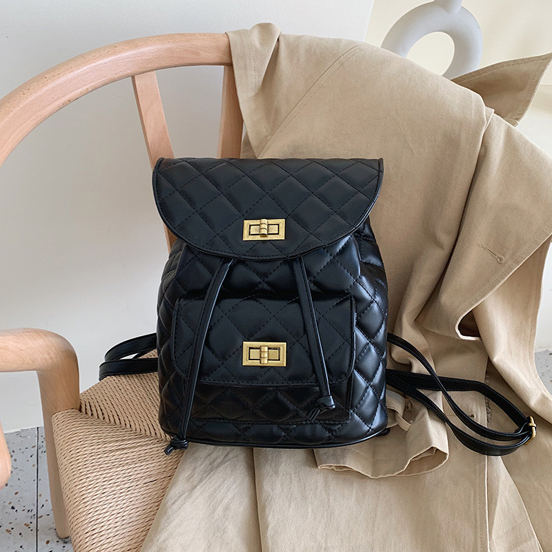 Rucsac de dama cu elemente metalice in trei culori