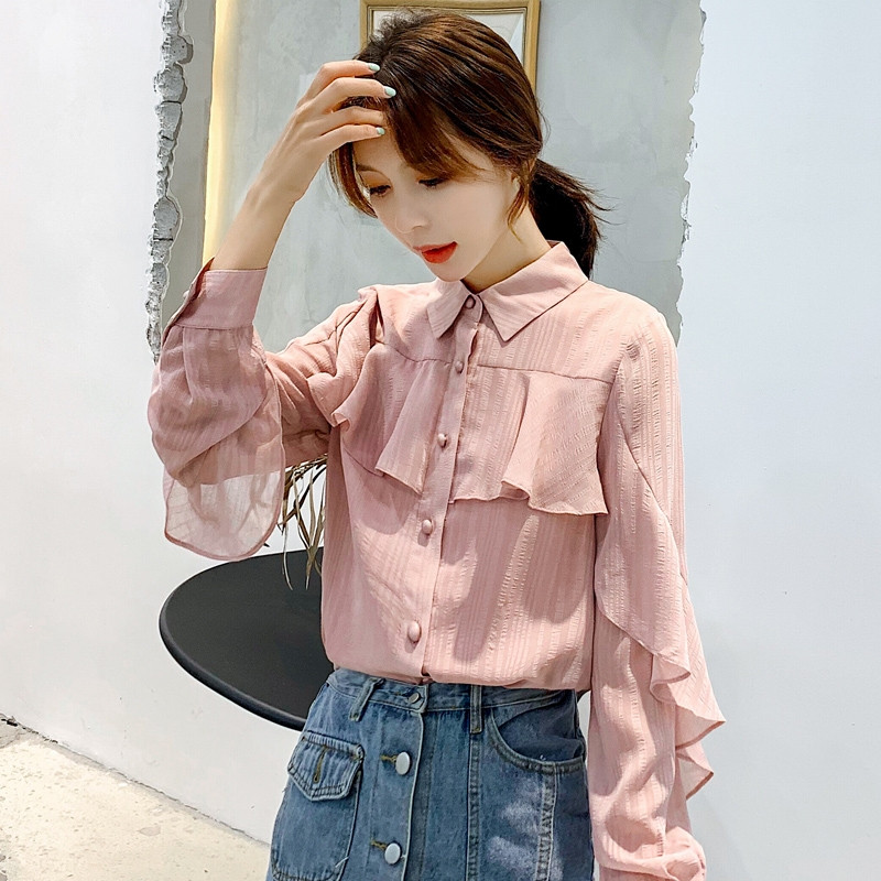 Стилна дамска риза в розов цвят с копчета и класическа яка