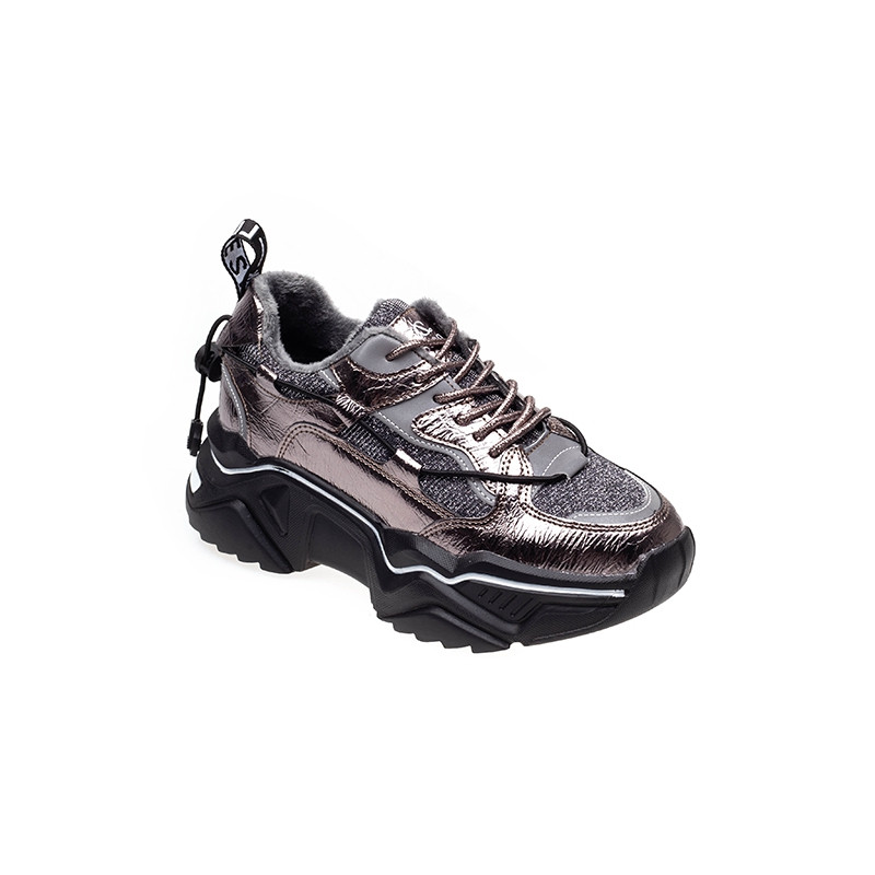 Modern női tornacipő durva magas talppal több színben