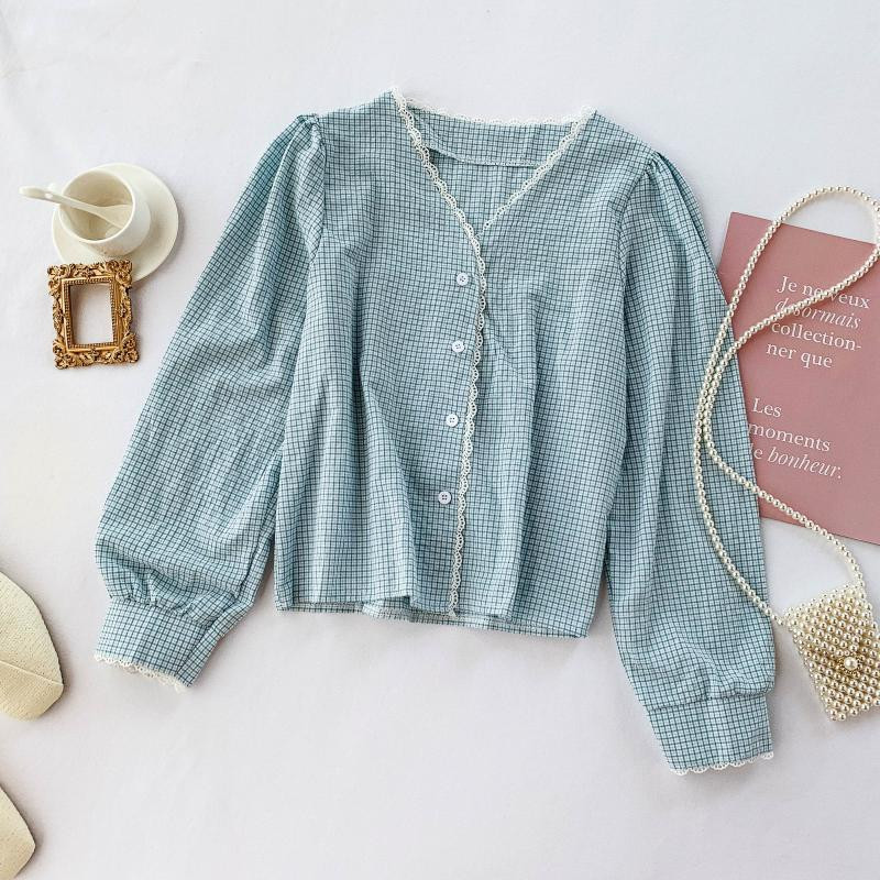 Cămașă de damă cu decolteu spitz în patru culori