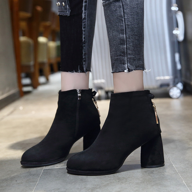 Ghete de dama elegante din piele intoarsa ecologica cu toc gros in negru