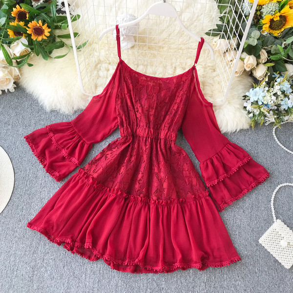 Modern női ruha csipke és lótusz ujjú három színben