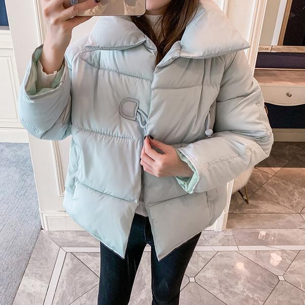 Modern női rövid kabát magas gallérral és zsebbel több színben