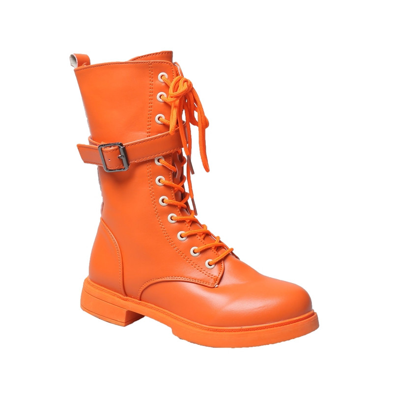 Többféle színben fűzős női téli bőrcsizma