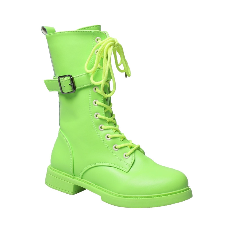 Többféle színben fűzős női téli bőrcsizma