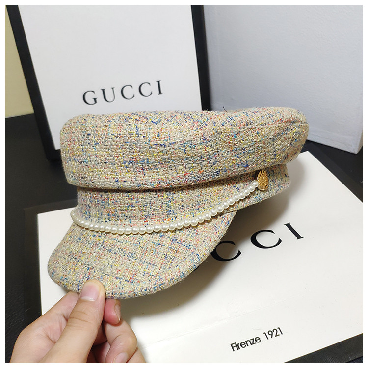 Modern női sapka gyöngyökkel, különböző színekben