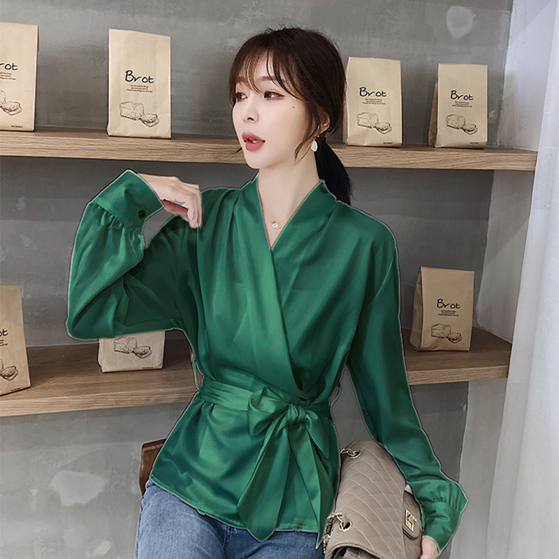 Elegáns női ing több színben V-nyakkal