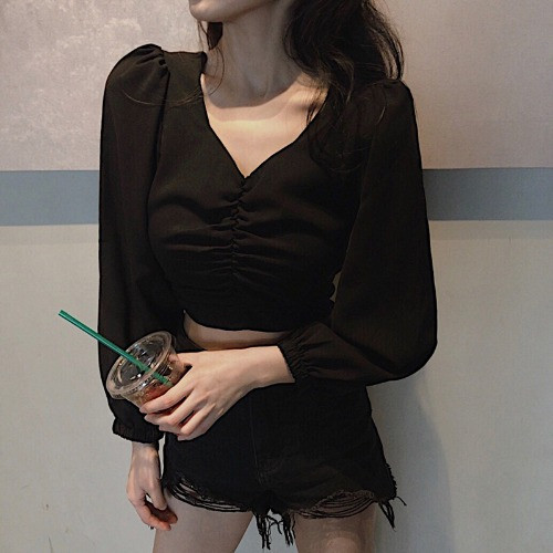 Modern női rövid blúz, széles ujjal