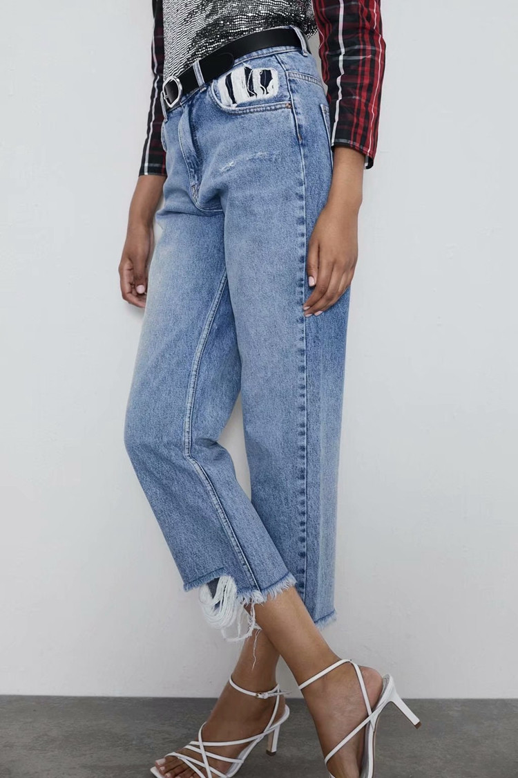 Női farmer magas derékkal, szakadt motívummal - egyenes modell