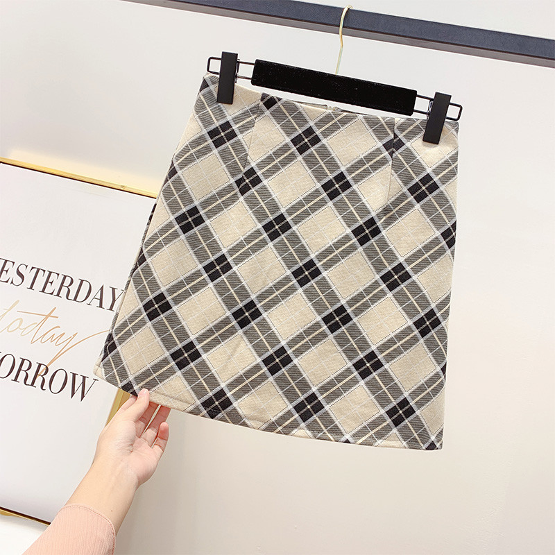 Fusta dama in carouri cu talie inalta in trei culori