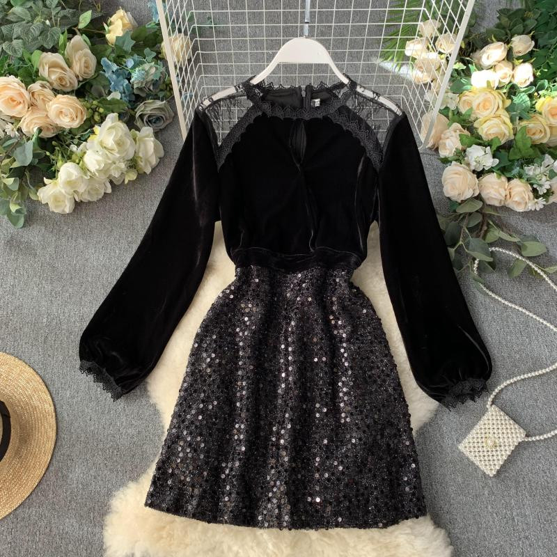 Rochie de dama moderna din catifea cu paiete in negru