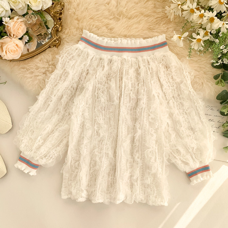 Bluză de damă modernă în trei culori cu decolteu barcă