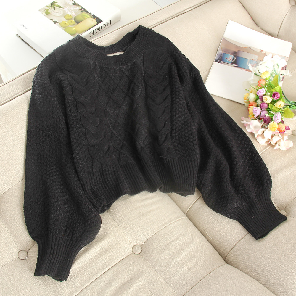 Modern női pulóver kivágásokkal több színben