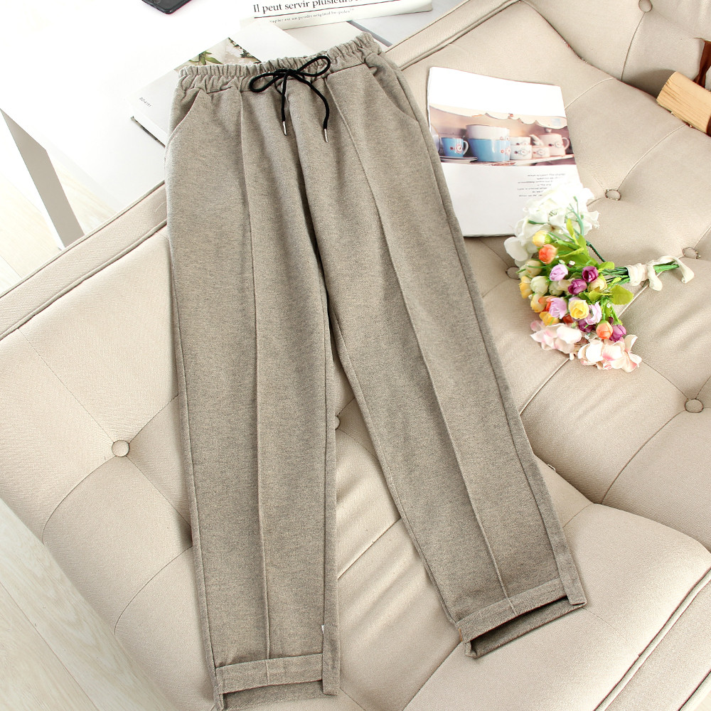 Ежедневен дамски панталон прав модел с еластична талия в няколко цвята