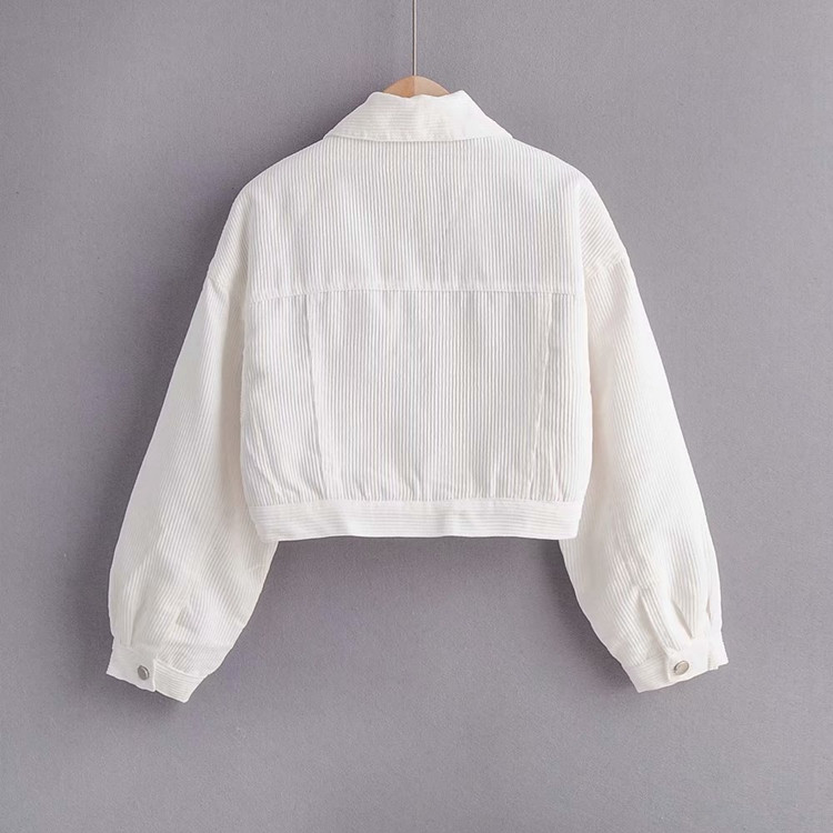 Rövid kordbársony kabát fehér színben meleg béléssel