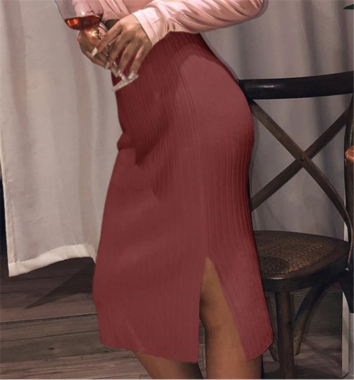 Modern női szoknya magas derékkal és hasítékkal, különböző színekben