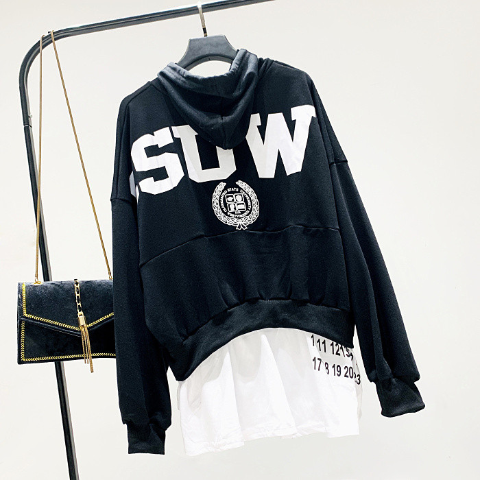 Hanorac de dama model nou, cu gluga si aplicatie in gri si negru