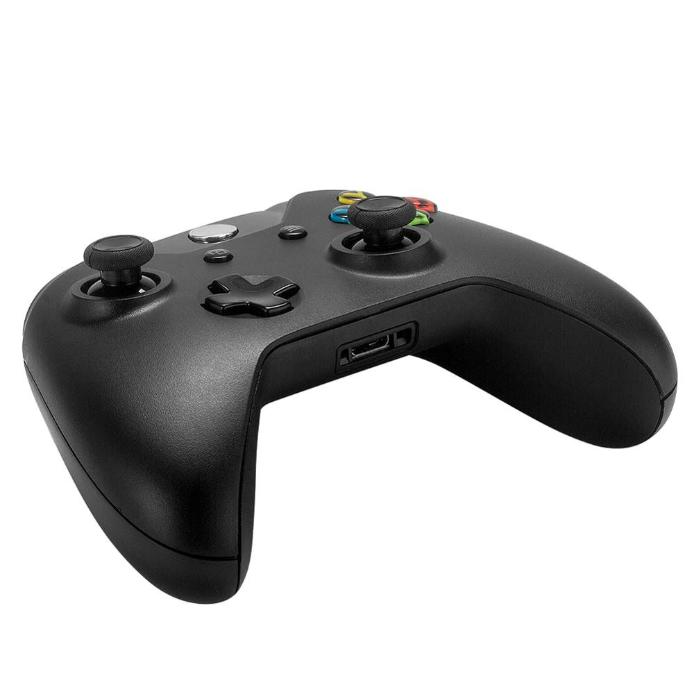Джойстик за Xbox One в черен цвят 