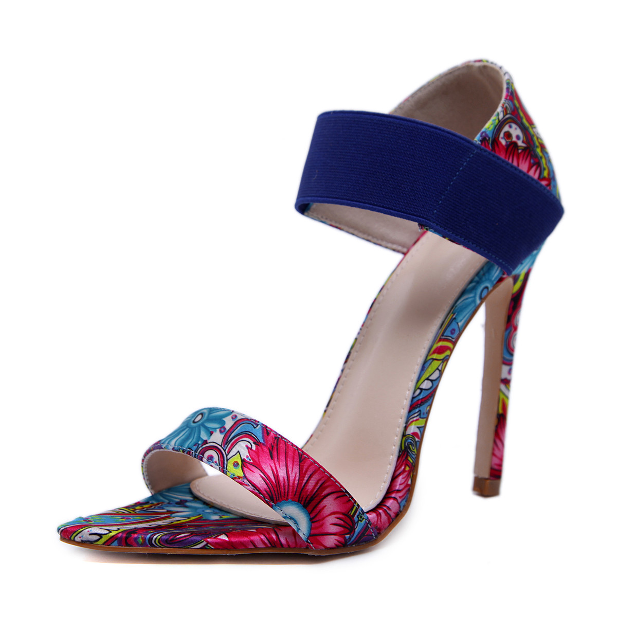 Model NOU de tocuri de dama in doua culori